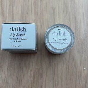 DALISH COSMETICS Lip Scrub 9g BRAND NEW in box!